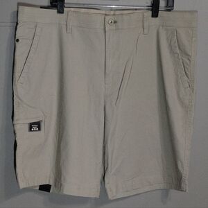 Weatherproof Tan Cargo Shorts with Belt Loops